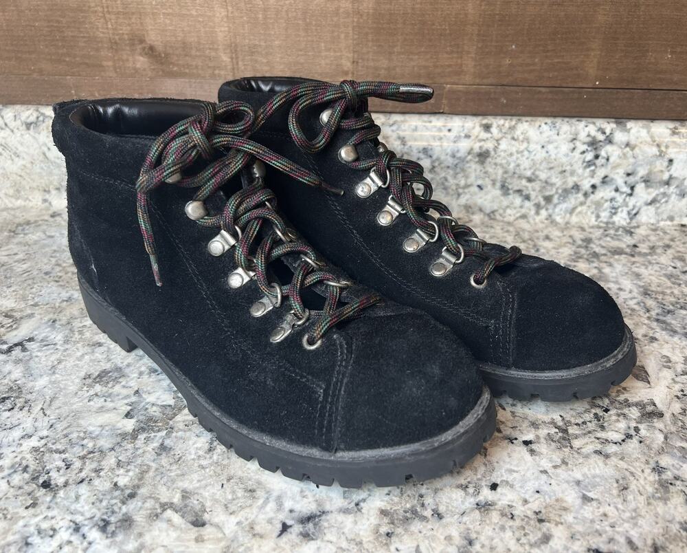 Vtg Bass Women's Black Suede Boots Size 9.5 Tread Outdoor Hiking Comfort